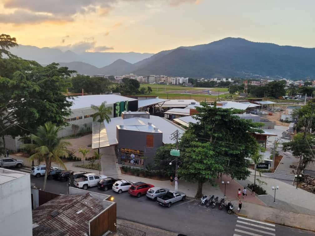 Agito E Sossego Na Rua Mais Charmosa De Ubatuba Pelo Google Exterior photo